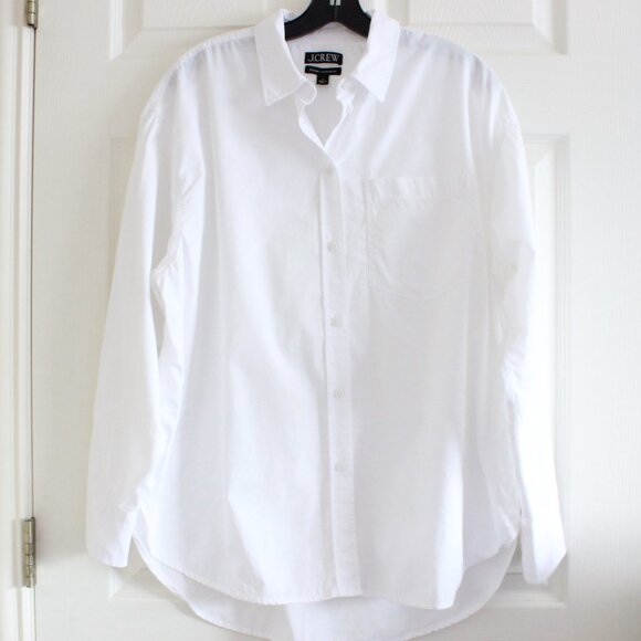 J. Crew Étienne Oversized Shirt in Lightweight Oxford in White - Picture 2 of 8
